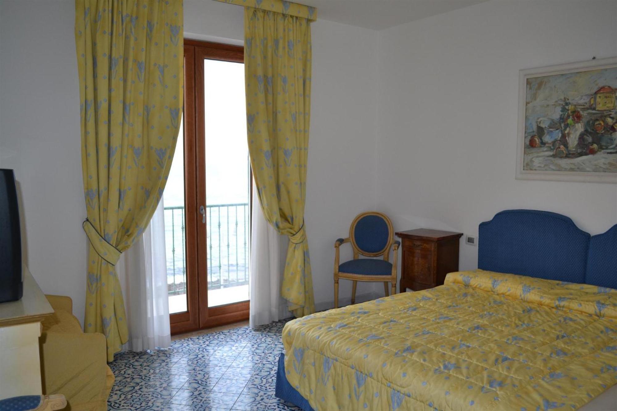 Hotel Villa Sirio Santa Maria di Castellabate Exterior foto